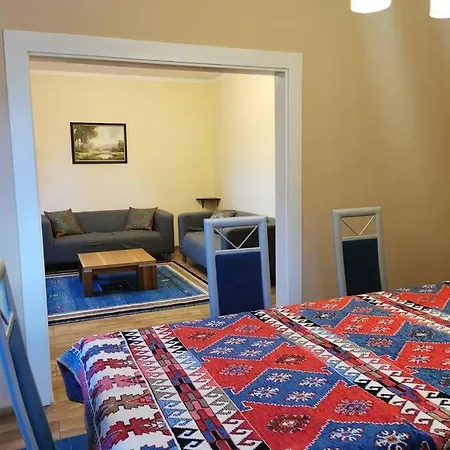 Shiraz-home In Holzminden, 120qm Privatsphaere Fuer Ungestoerte Erholung