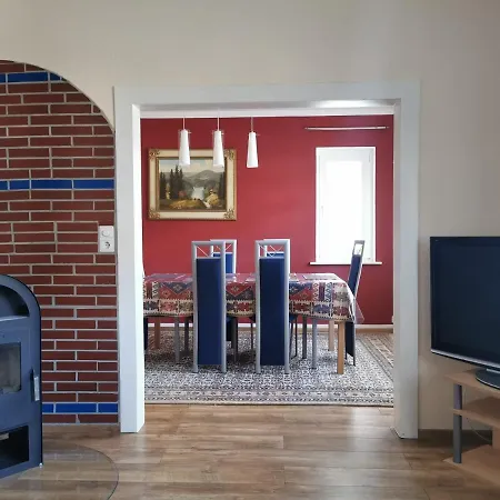 Shiraz-home In Holzminden, 120qm Privatsphaere Fuer Ungestoerte Erholung