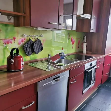 Shiraz-home In Holzminden, 120qm Privatsphaere Fuer Ungestoerte Erholung * Holzminden