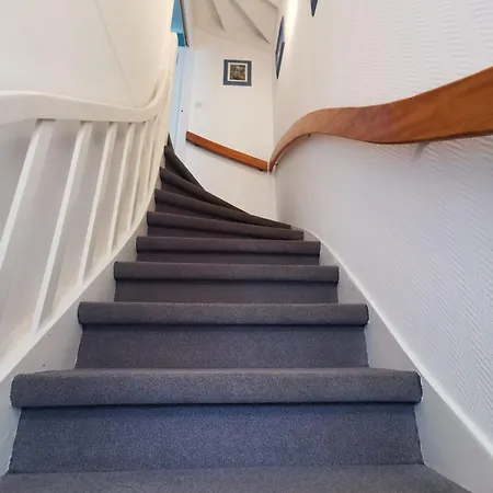 Shiraz-home In Holzminden, 120qm Privatsphaere Fuer Ungestoerte Erholung