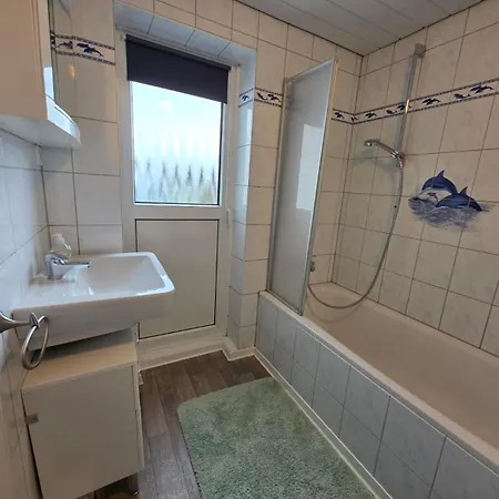 Shiraz-home In Holzminden, 120qm Privatsphaere Fuer Ungestoerte Erholung *