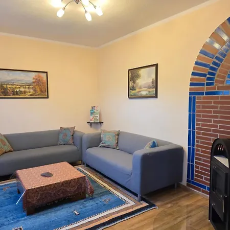Shiraz-home In Holzminden, 120qm Privatsphaere Fuer Ungestoerte Erholung