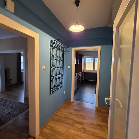 Shiraz-home In Holzminden, 120qm Privatsphaere Fuer Ungestoerte Erholung Prázdninový dům Holzminden