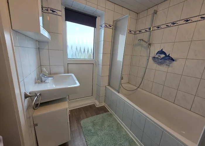 Shiraz-home In Holzminden, 120qm Privatsphaere Fuer Ungestoerte Erholung *