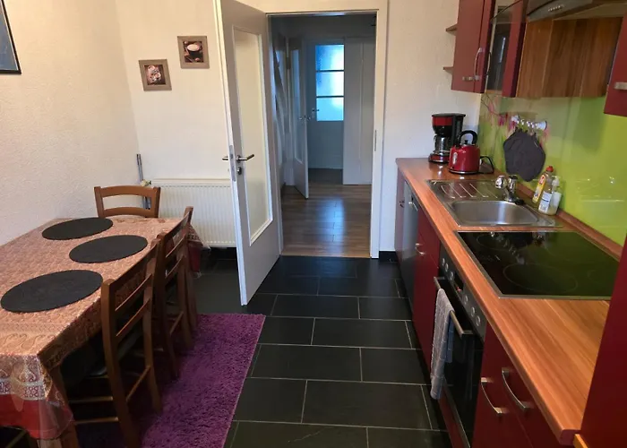Shiraz-home In Holzminden, 120qm Privatsphaere Fuer Ungestoerte Erholung * Хольцминден